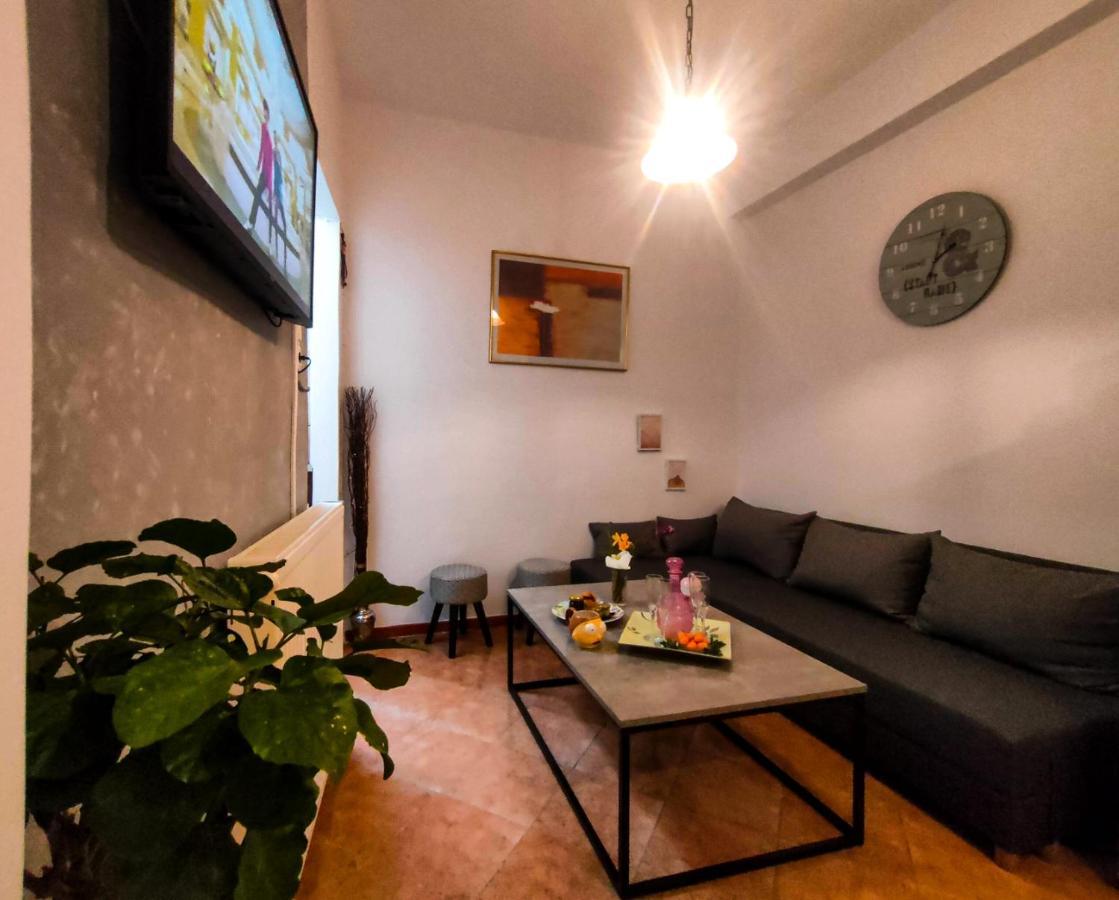 Kastra Bella 2 Bedroom Condo In Corfu Town Luaran gambar